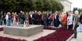 Соотечественники, проживающие за рубежом, посетили Пискаревский мемориал